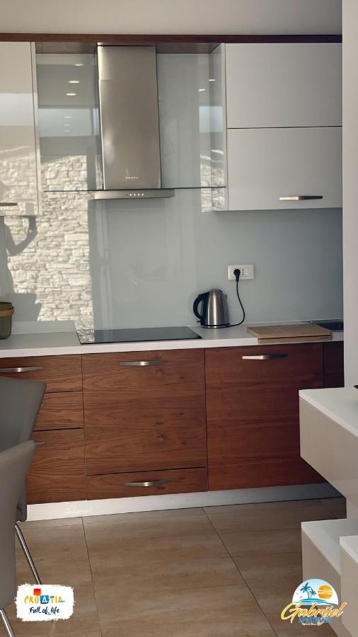Gabrijel Apartments Makarska 1 Extérieur photo