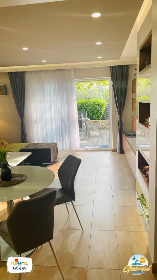 Gabrijel Apartments Makarska 1 Extérieur photo