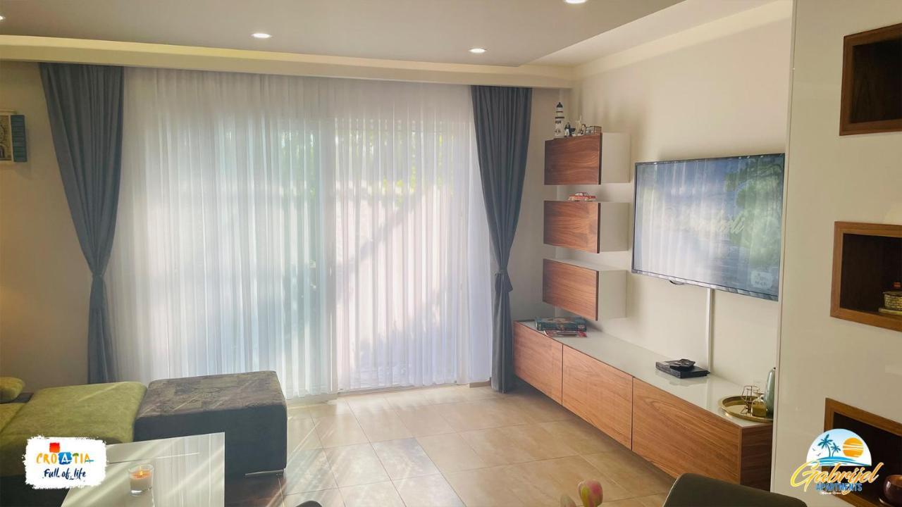 Gabrijel Apartments Makarska 1 Extérieur photo
